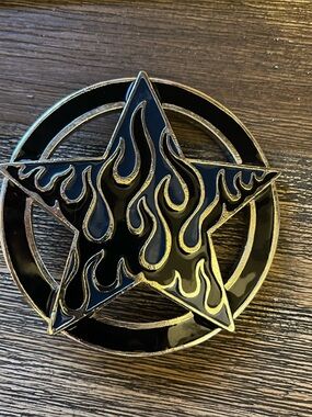 Vintage 1990’s Silver Star USA Brass Belt Buckle